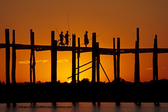 Fisherman at Sunset on U-Bein�s Bridge Amarapura